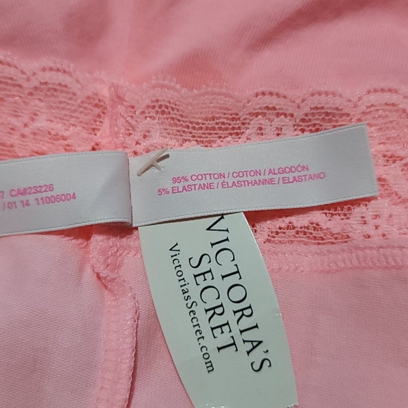 Victoria's Secret Pink Boy Short Pentie - Picture 4 of 4